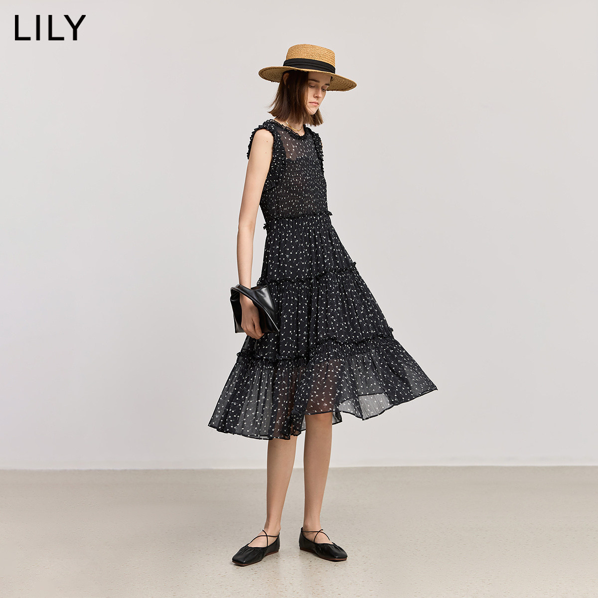 LILY2026夏新款女装法式复古碎花无袖高腰气质通勤黑色连衣裙长裙