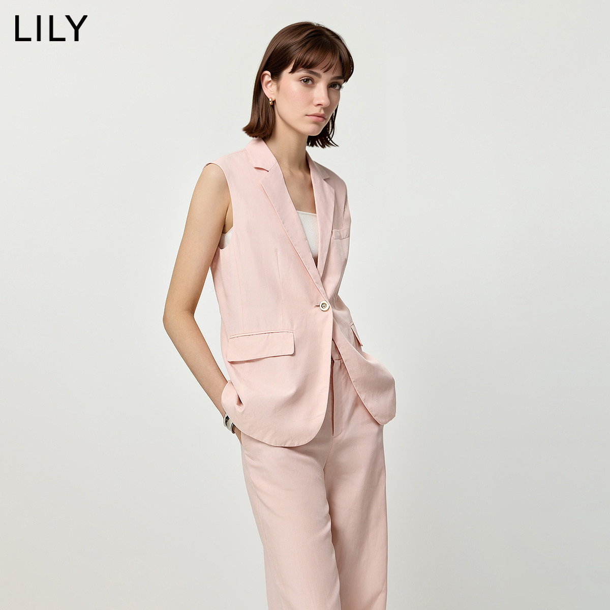 LILY2026夏新款女装莱赛尔亚麻混纺宽松休闲通勤无袖西装马甲女