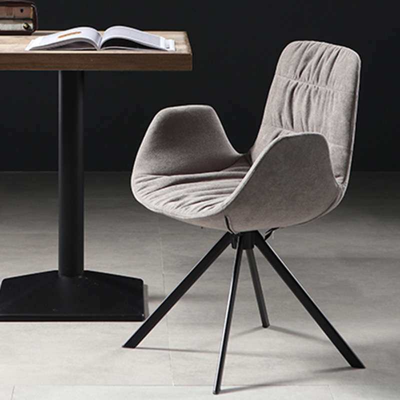 北欧复古餐椅家用现代简约办公椅工业风小户型靠背皮椅子设计师椅
