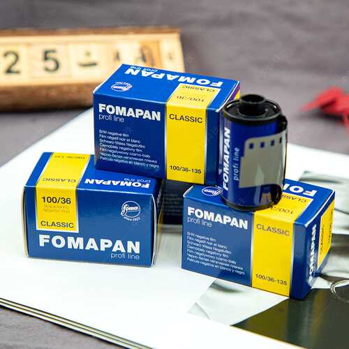 捷克FOMANPAN福马100度铁壳塑料筒135黑白负片