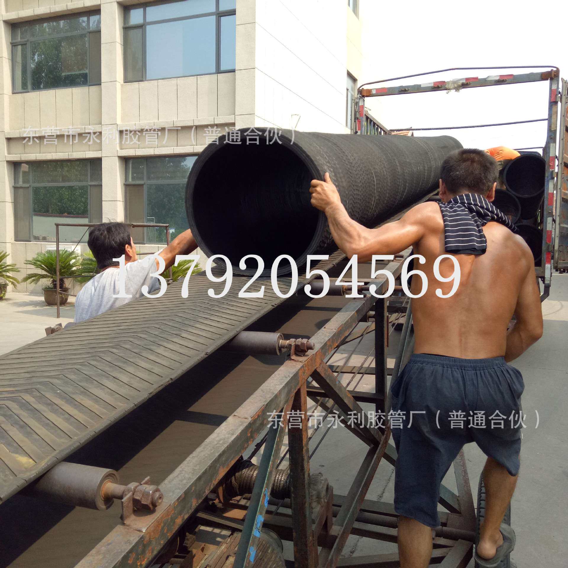永利黑色橡胶钢丝管 大口径钢丝夹布输水胶管  高压橡胶水管