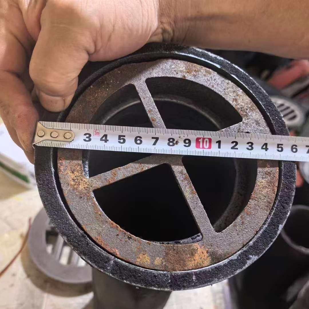 市政排水管 公路排水栅盖焊接桥面泄水管 圆形铸铁桥梁泄水管