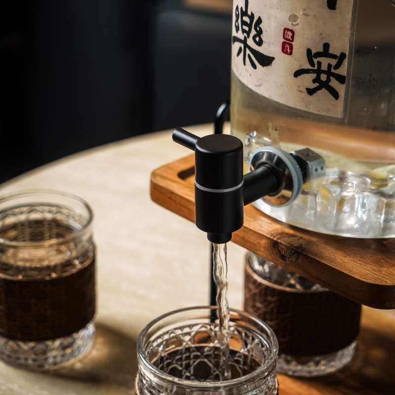 高颜值果汁桶酒店自助餐厅家用果汁鼎玻璃冷水桶带龙头酒吧可乐桶