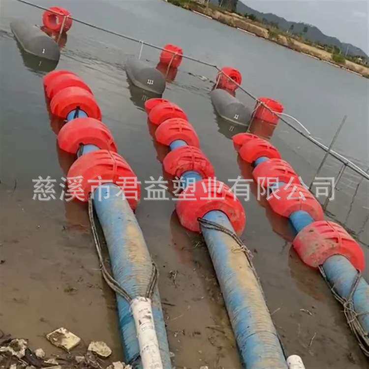 水上实心疏浚管道浮漂加工 海上抬缆浮漂大口径聚乙烯浮体