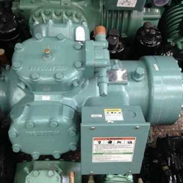 开利06ER099601 06E7299610 06E6199611半封闭活塞式制冷压缩机