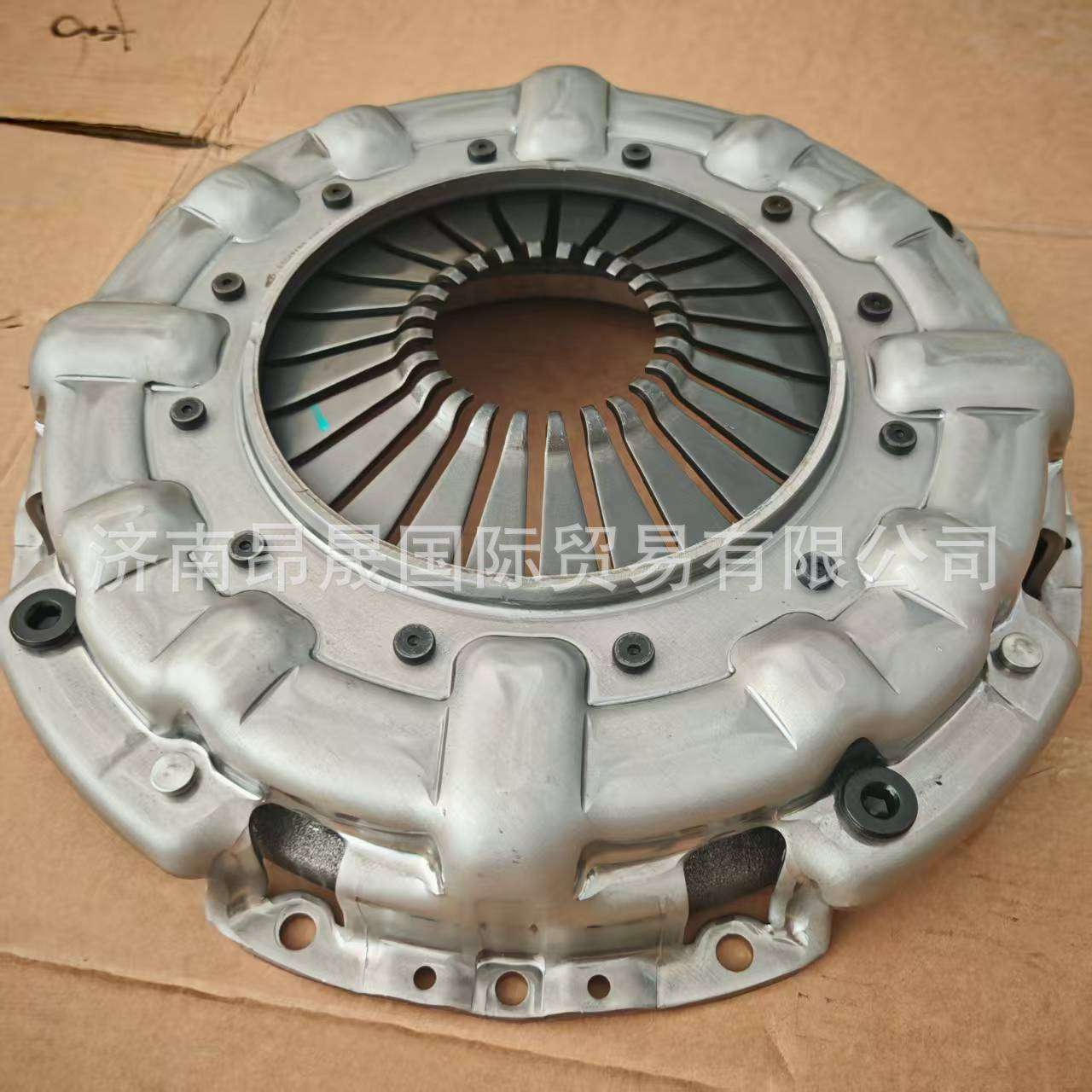 重汽HOWO轻卡玉柴发动机离合器压盘 Y350T180-10P5-3/370E1600750
