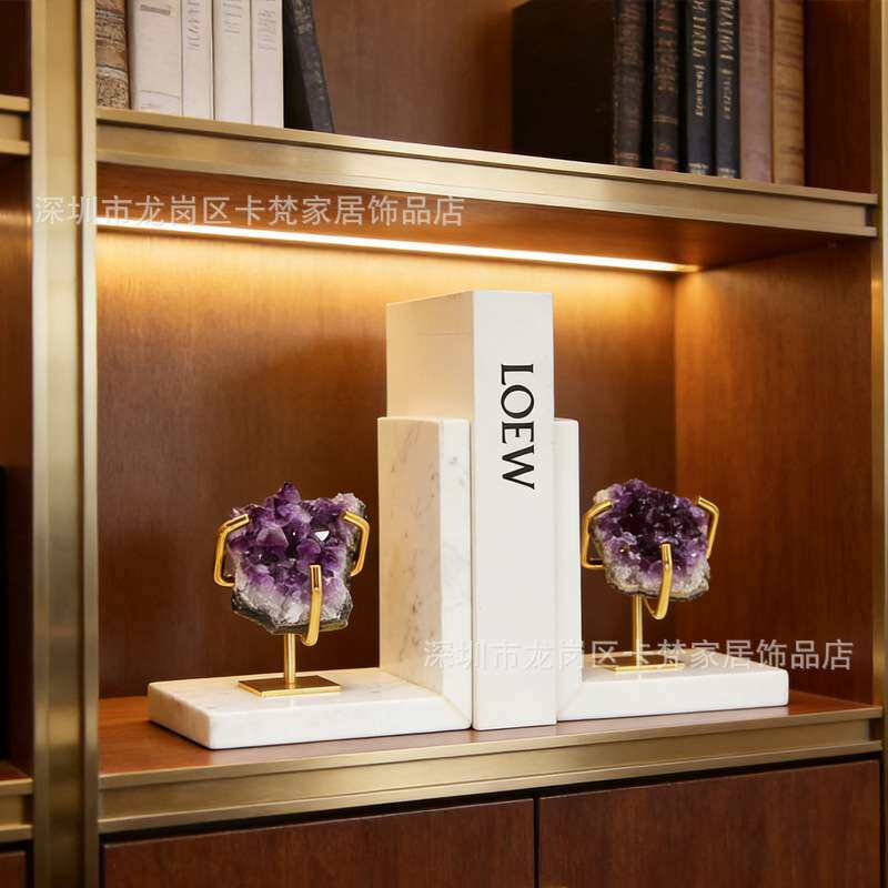 美式简约样板间客厅玄关柜书柜酒柜装饰品设计师软装书档书靠摆件