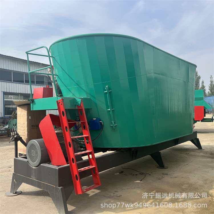 5立方直连立式搅拌机 你养饲草攉料机 自动翻拌草料混合机