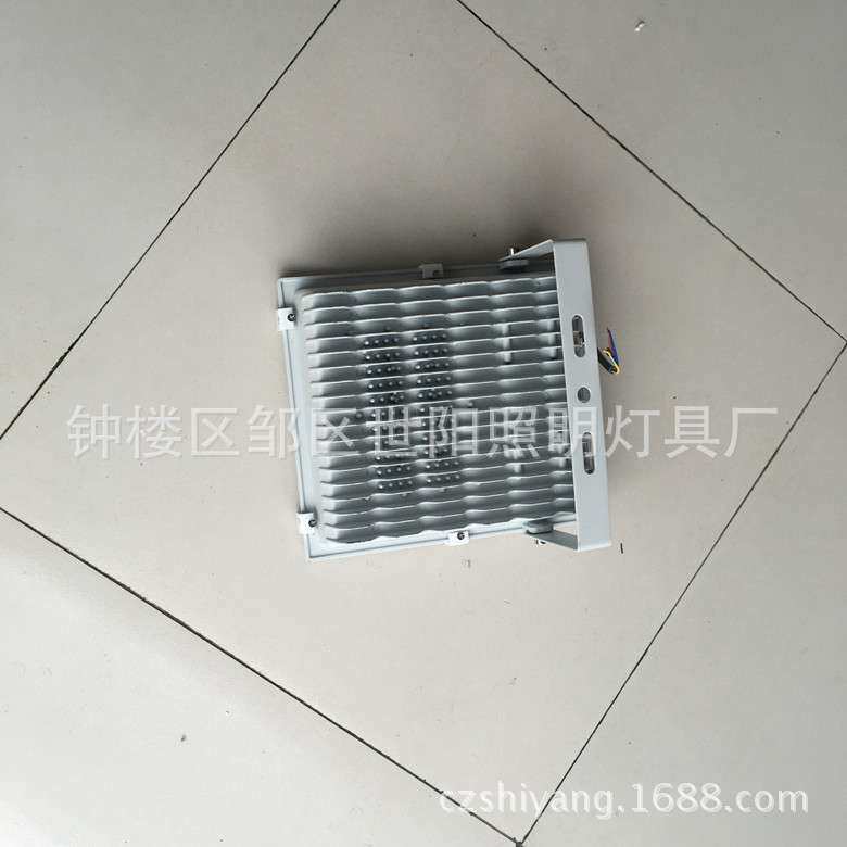 销售LED白金刚投光灯贴片防水射灯广告灯100W工程照明灯广场小区