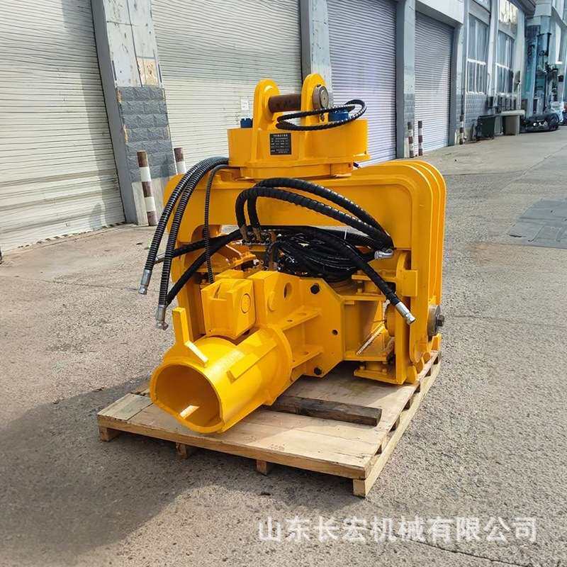 太阳能工程震动打桩机挖机改光伏打桩锤挖机改装振动锤压桩设备