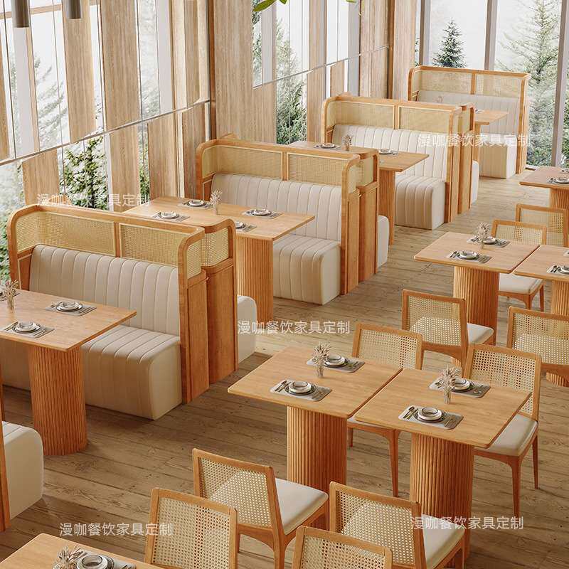 日式实木半圆藤编卡座沙发餐饮连锁火锅店东南亚主题餐厅桌椅组合
