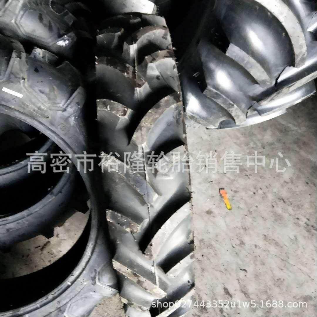 农用四轮拉机8.3-24人字花胎