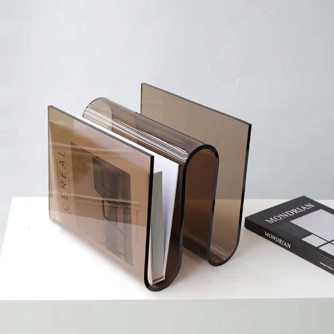 现代简约金属收纳架文件框资料架办公铁质书档样板间书房书架摆设