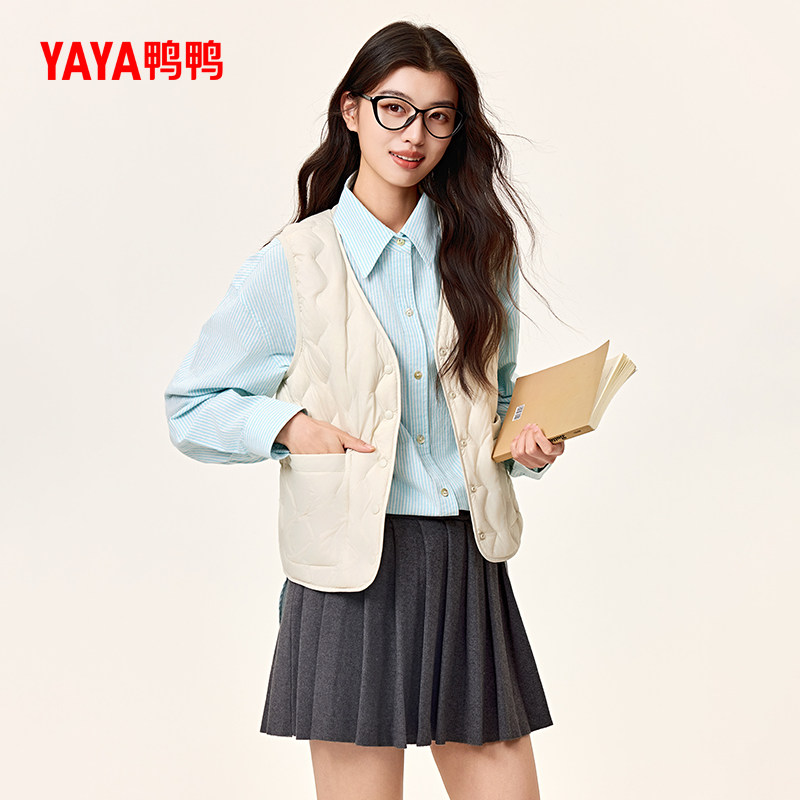 YAYA鸭鸭集团2026新款轻羽系列羽绒服马甲女秋冬休闲短款女士外套