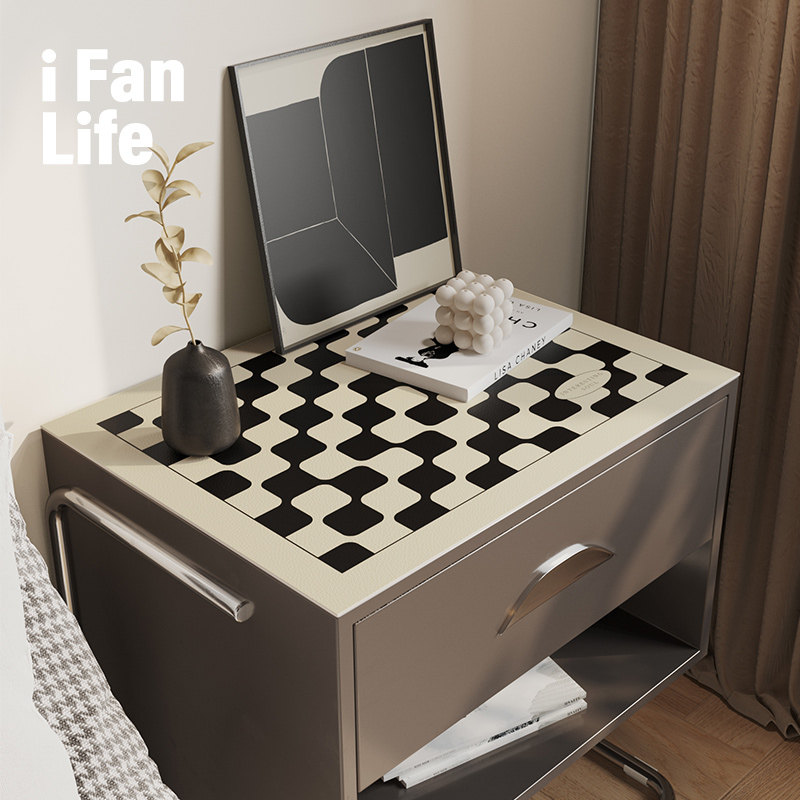 范店定制黑白棋格床头柜垫皮革垫子免洗桌垫家用小柜子防尘茶几垫
