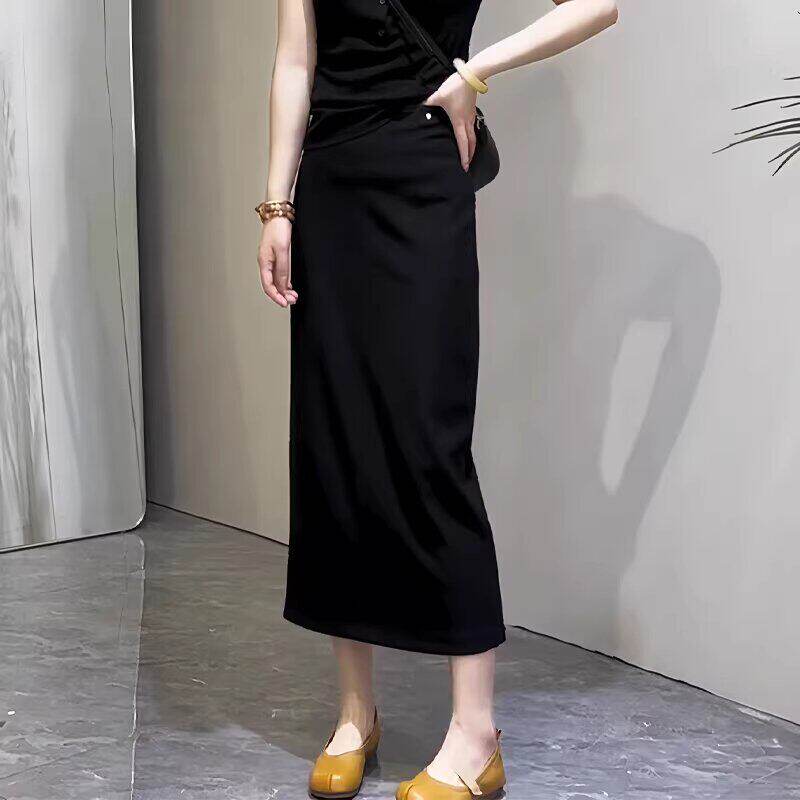 黑色西装半身裙女2026夏季新款休闲简约风时尚修身a字开叉直筒裙