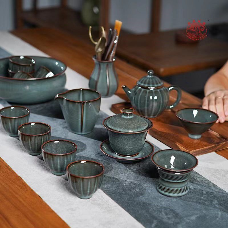 龙泉青瓷功夫茶具套装家用高档陶瓷铁胎哥窑冰裂手工茶具整套茶壶