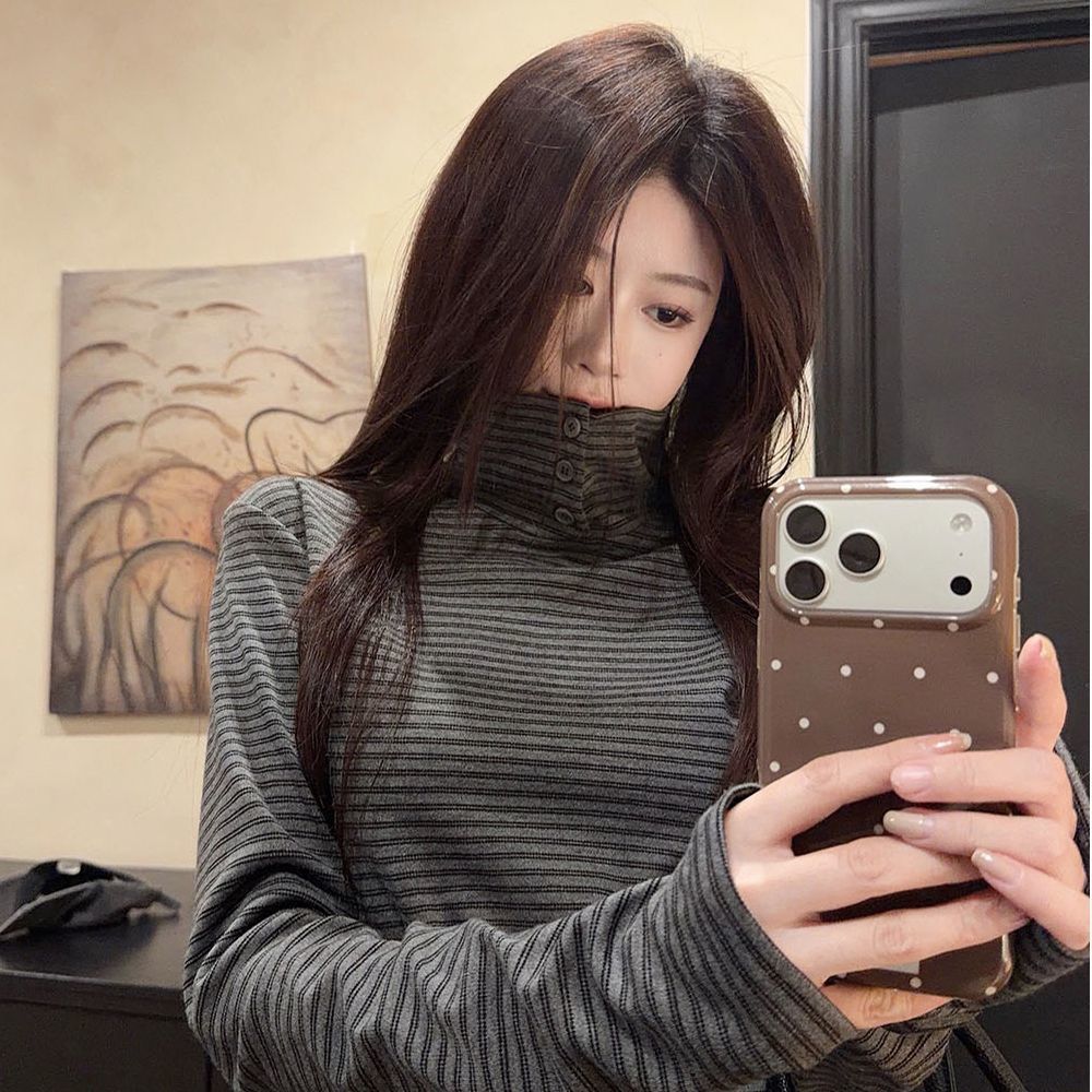 叠穿复古纽扣条纹立领打底衫女