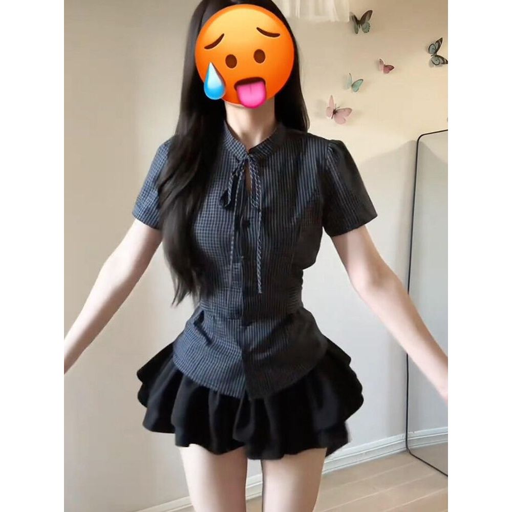 显瘦收腰复古格子短袖衬衫女夏2026新款设计感修身掐腰学院风上衣