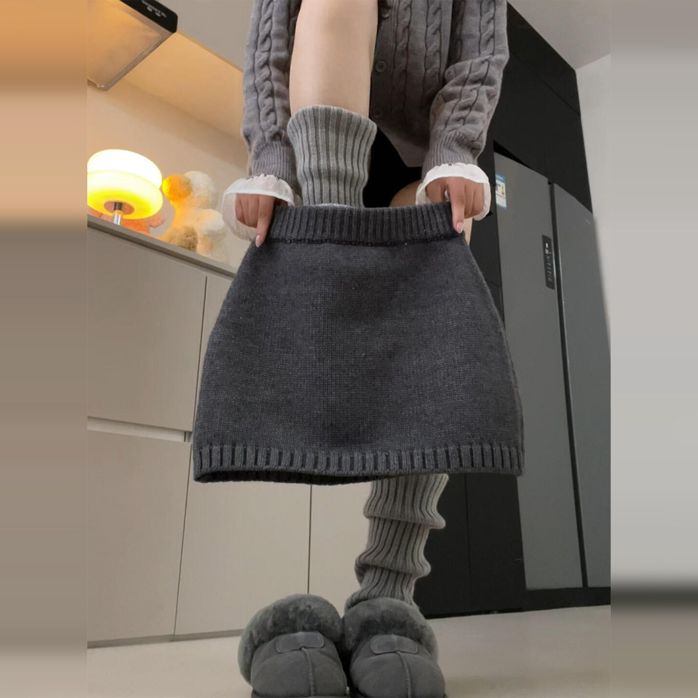 灰色针织半身裙子女早秋季2026新款miu系穿搭超好看包臀a字短裙