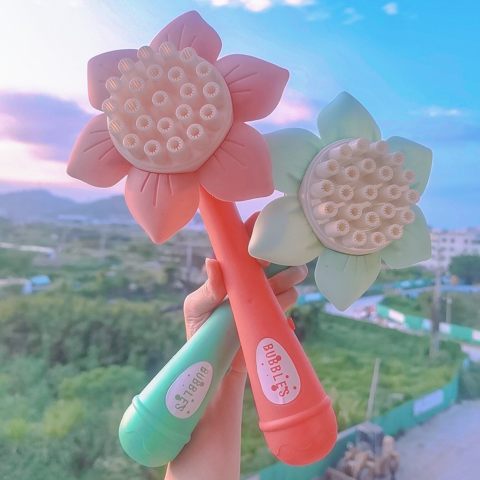 向日葵花洒泡泡机23孔网红加特林泡泡枪全自动夜市摆地摊儿童玩具