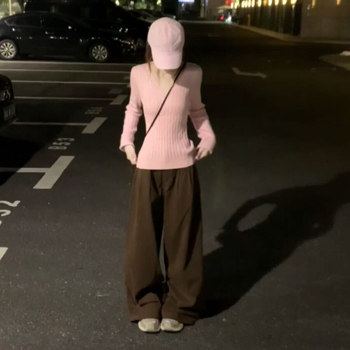 慵懒高级感粉色毛衣女早春2026新款韩系裤子巨好看的春季一整套装