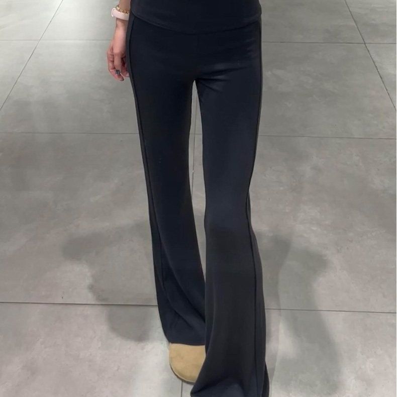 黑色运动微喇裤女春夏季薄款2026新款美式辣妹垂感显瘦瑜伽喇叭裤