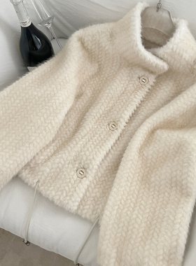 李婉君编织水貂绒环保水貂毛麦穗编织纹理金属扣立领皮草外套