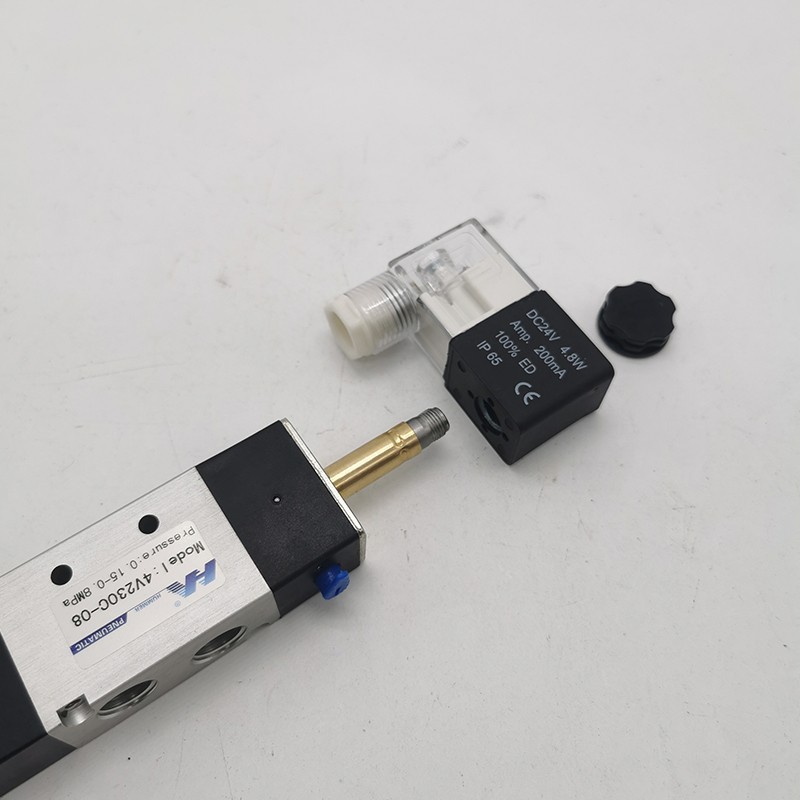 气动电磁阀组4V230E三位五通220V气缸气阀4V230C-08电磁控制阀24V