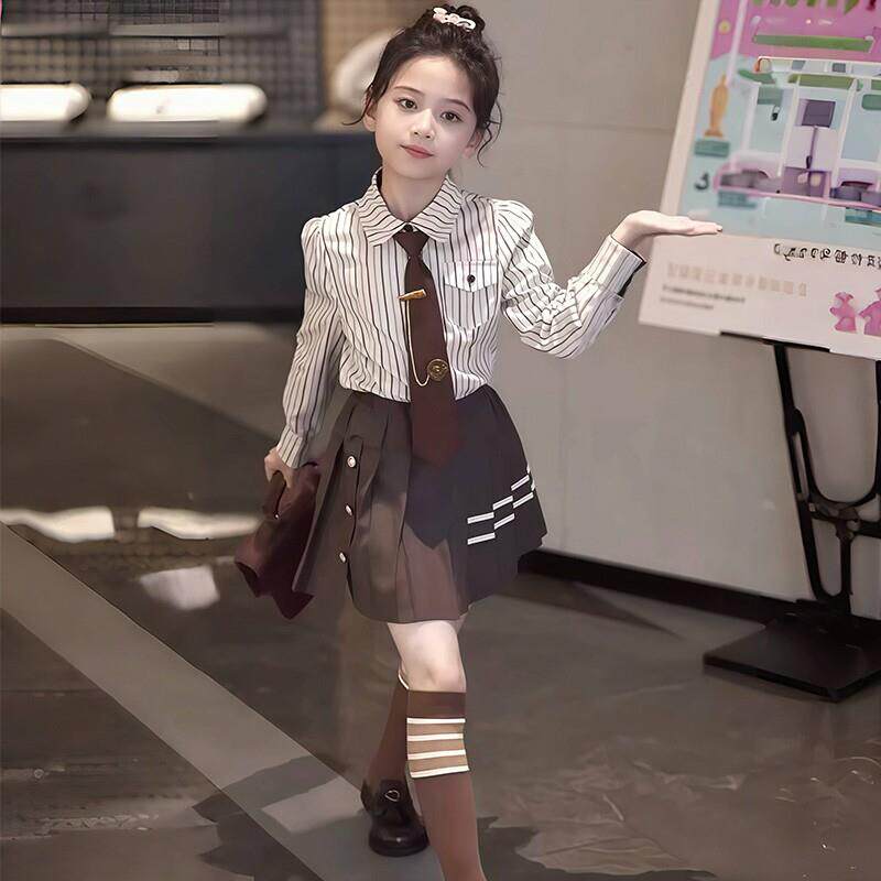 女童套装春秋装2026新款学院风儿童衣服秋款大童jk裙子春送长筒袜