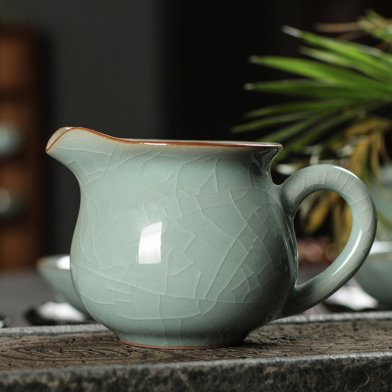 净隐龙泉青瓷公道杯功夫茶具陶瓷套装家用分茶器茶过滤茶道零配件