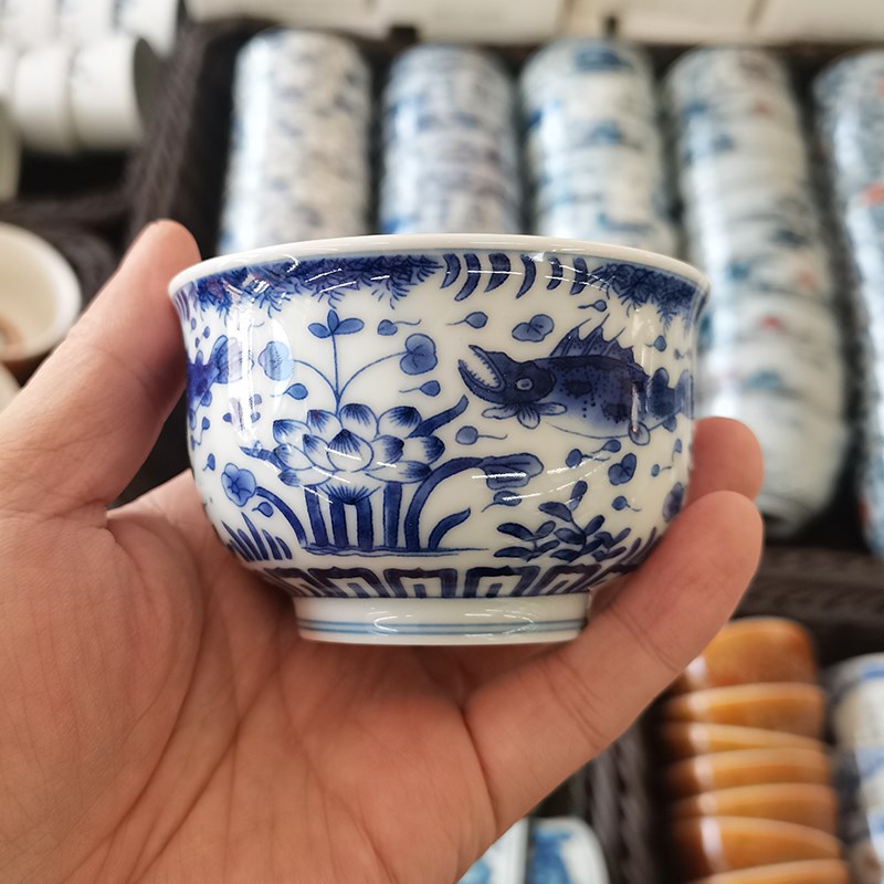 高档青花鱼藻纹主人杯陶瓷功夫茶具茶杯单杯高脚杯复古中式品茗杯