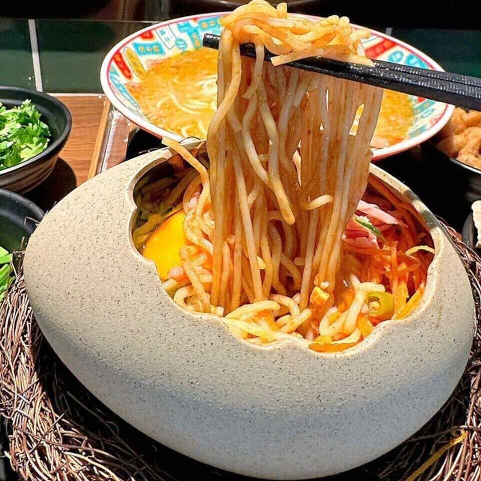 蛋壳餐具特别好看的饭碗