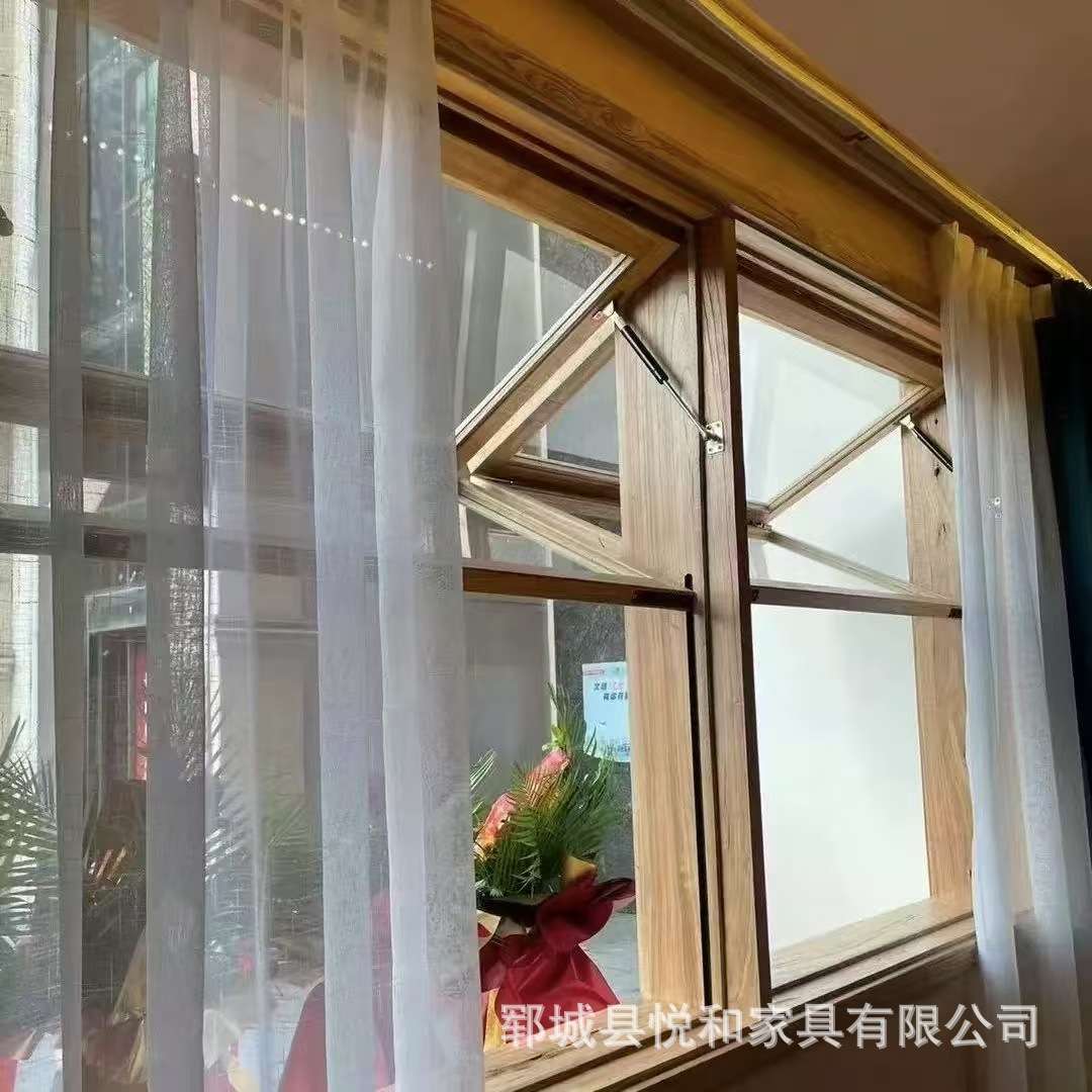 老榆木窗户街边咖啡厅装饰推拉窗做旧原木民宿装修上下折叠窗户框
