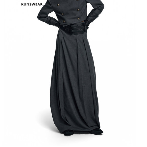 KUNSWEAR/琨丝薇尔26FA 复古摩登深灰色高腰廓形半身裙 846008020