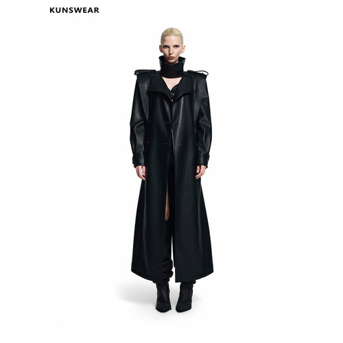 KUNSWEAR/琨丝薇尔26FA 高领收腰机能感长款皮大衣外套 846002100
