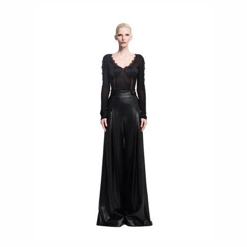 KUNSWEAR/琨丝薇尔26FA 蕾丝V领鱼骨收腰打底长袖上衣 846004430