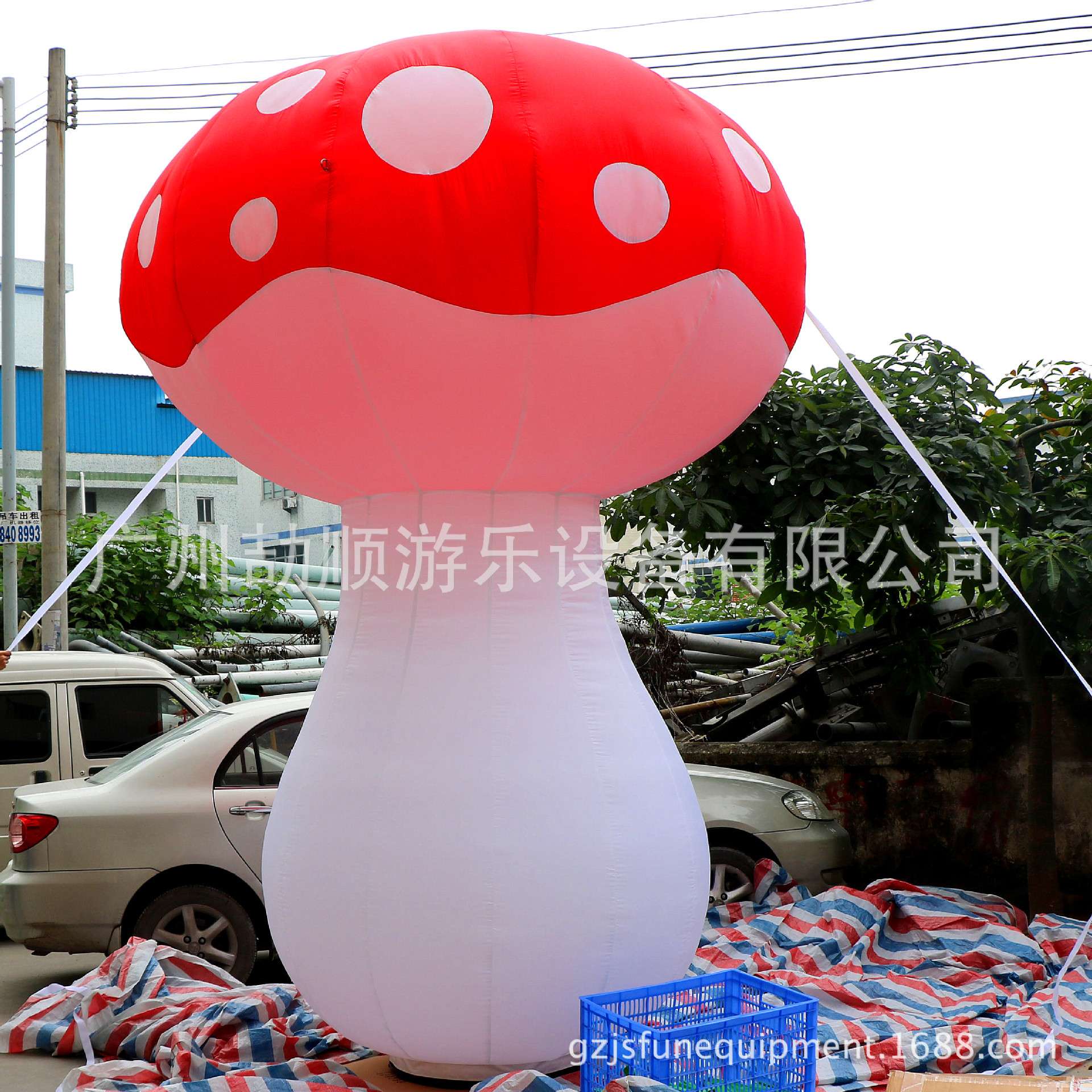 外贸厂家供应仿真充气蘑菇节日活动派对装饰蘑菇道具充气气模模型