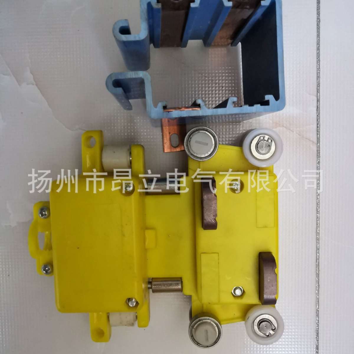 无锡新远大集电器JD-4-40双碳刷转弯滑线集电器