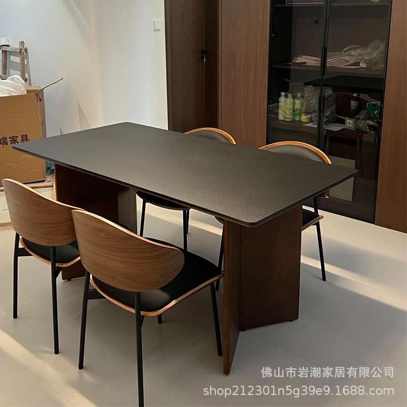 德利丰极光黑岩板实木餐桌长方形家用饭桌黑白色胡桃木中古风桌子图片