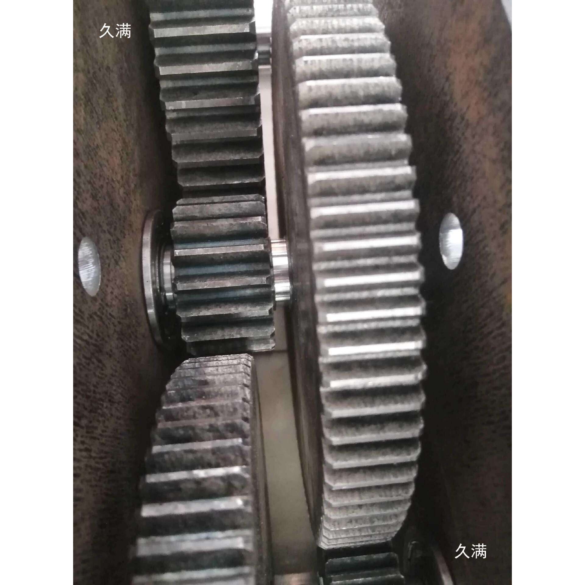 水力风力发电机大功率手摇220V20千瓦增速减速变速齿轮箱可以