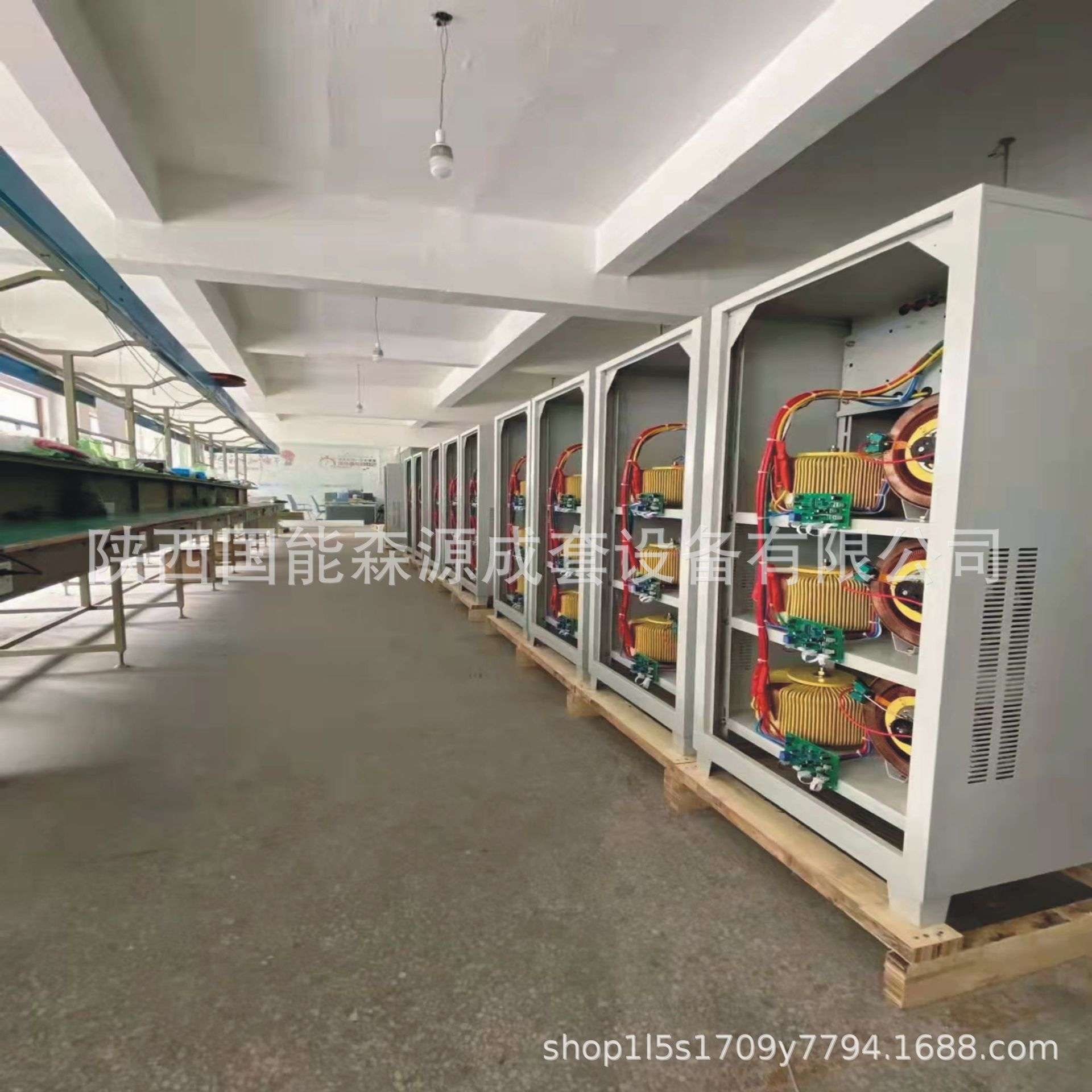 稳压器三相大功率380V 稳压柜电源全自动增压升压器30kw60kva