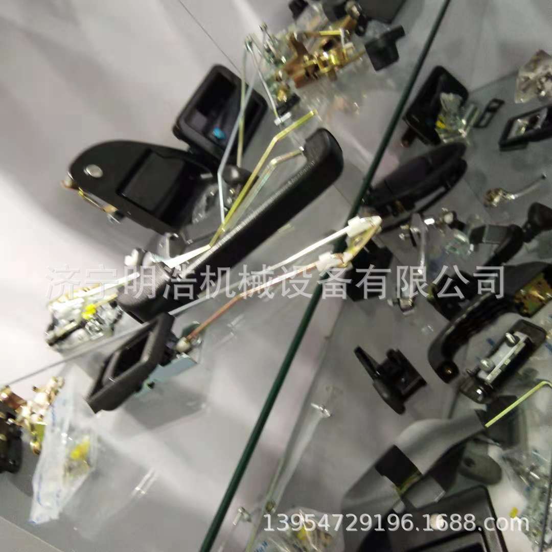 驾驶室门锁厂家现货供应各种型号挖掘机配件做各种锁总成