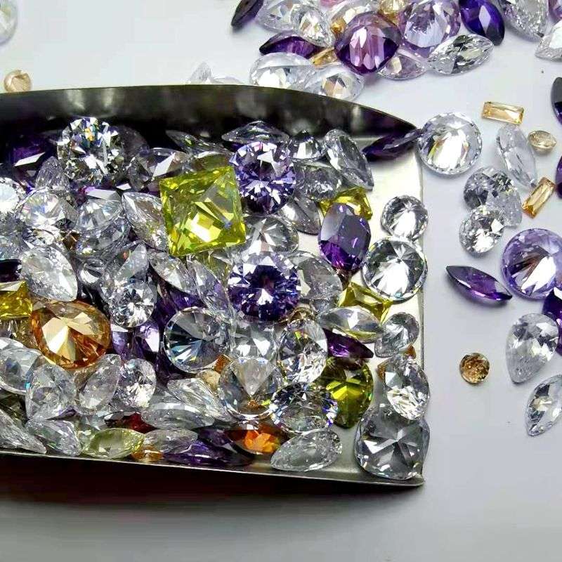 锆石裸石 人造宝石美甲公斤石 直播锆石各种形状颜色混搭