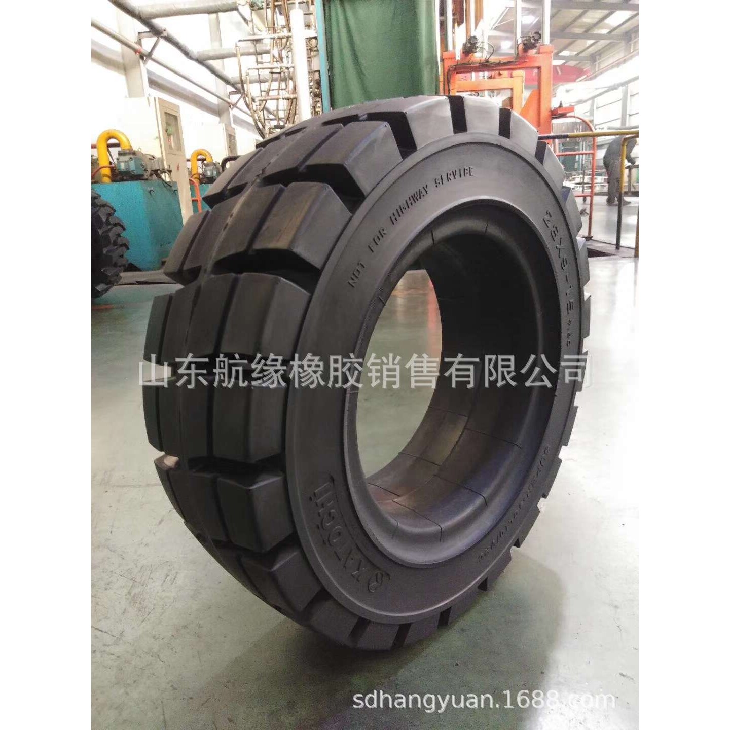 28*9-15 26*9-15 825-15叉车实心轮胎天然胶质耐磨防滑配钢圈现货