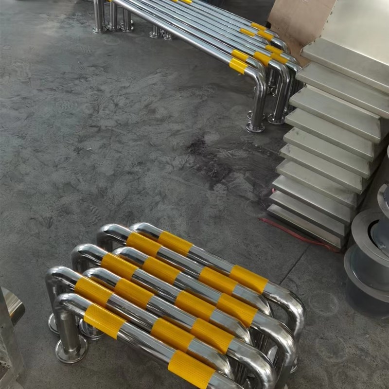 304不锈钢护栏M型钢管挡车器护栏/隔离栏