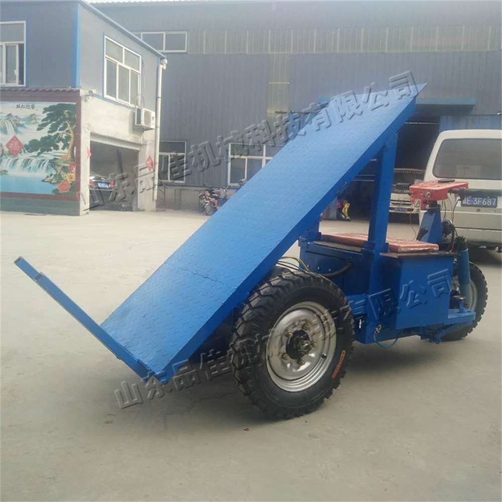 骑行式平板拉砖车 手摇自卸电动运输车 座驾式工地背砖三轮车