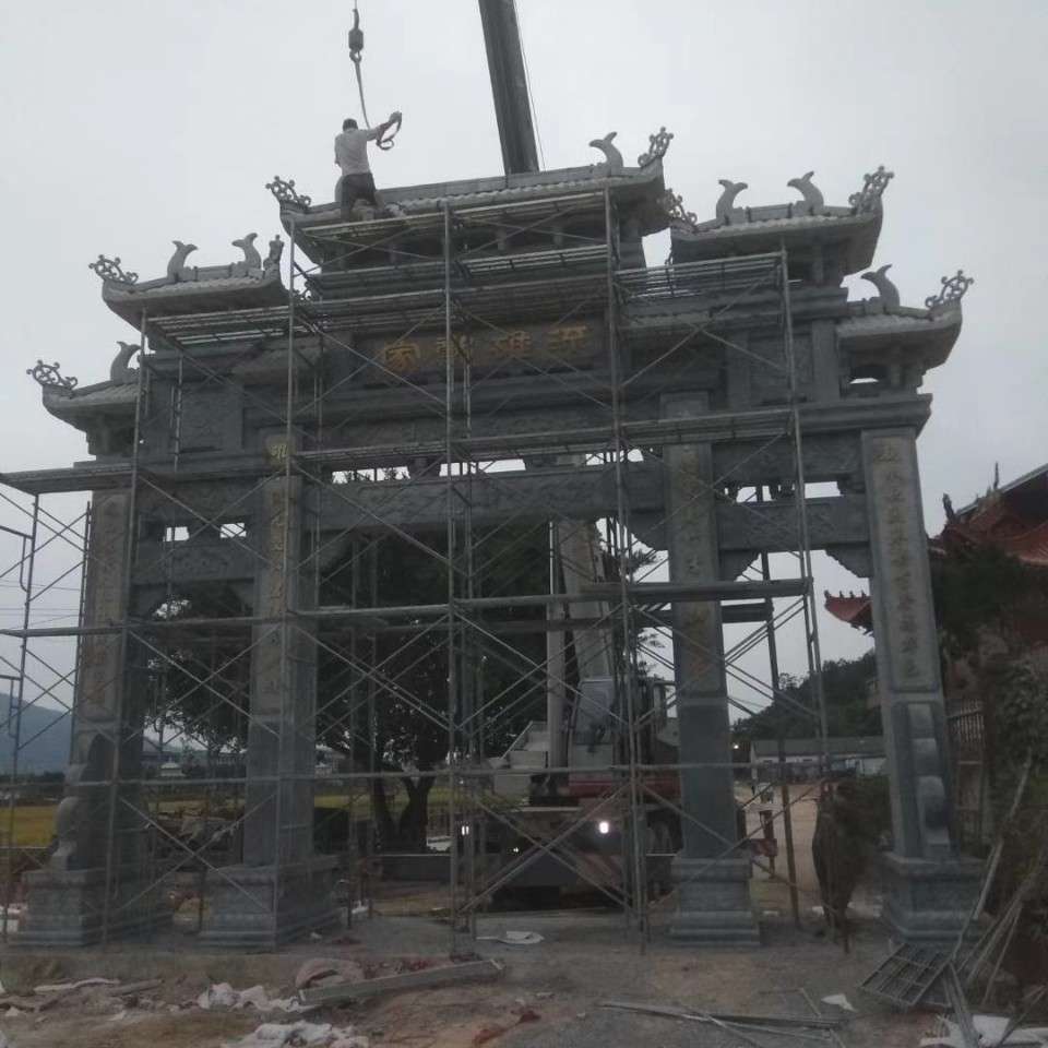 厂家石雕三门牌楼牌坊景区广场宗祠入门牌坊村庄路口牌楼