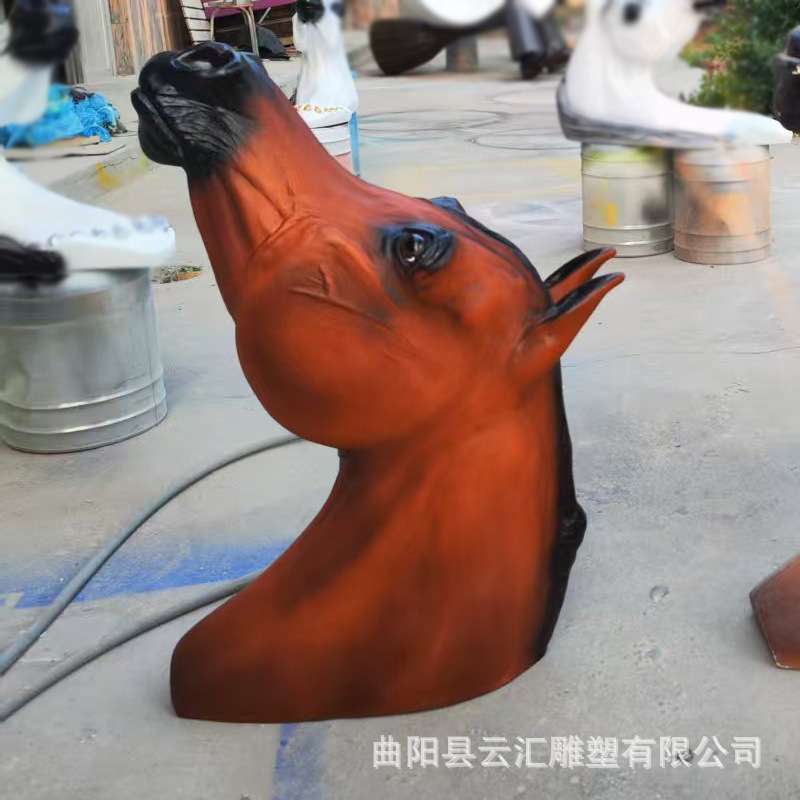 玻璃钢马头雕塑树脂动物马头半身马室内酒店大堂景观装饰品挂件