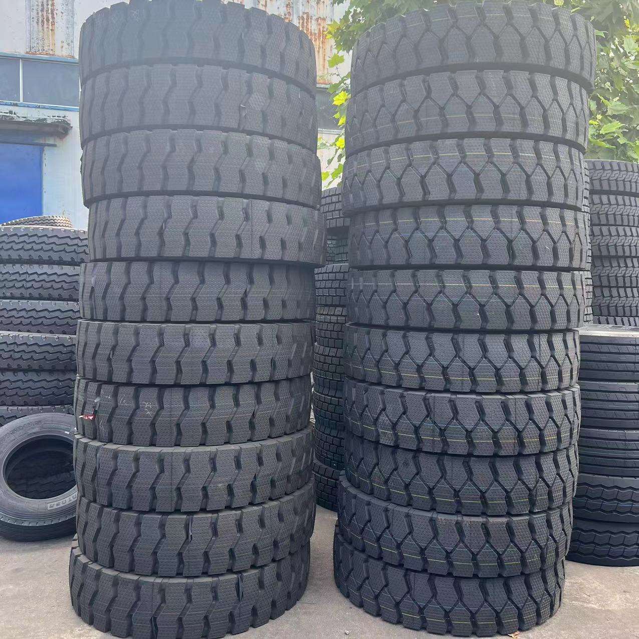 高载重石子运输车轮胎9.00R20 900r20全钢丝大货车卡车轮胎